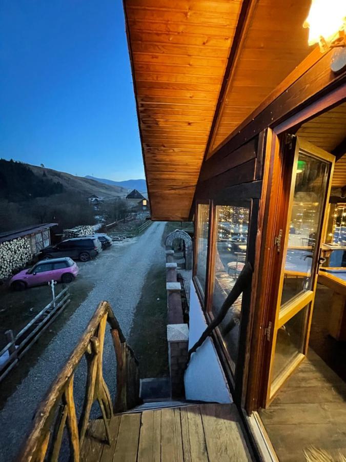 Guesthouse Karpaty ヤシニャ エクステリア 写真